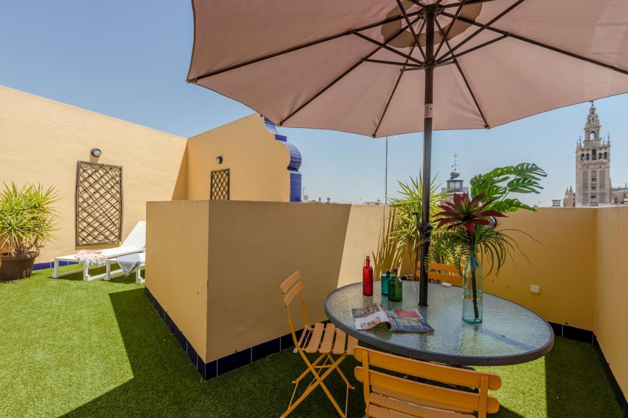Green-Apartments Giralda Views Seville Exterior photo