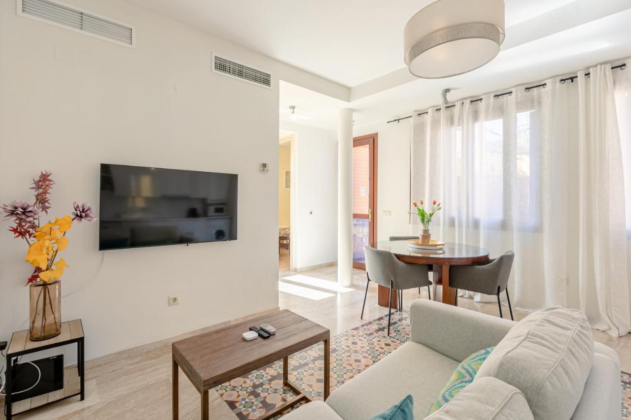 Green-Apartments Giralda Views Seville Exterior photo